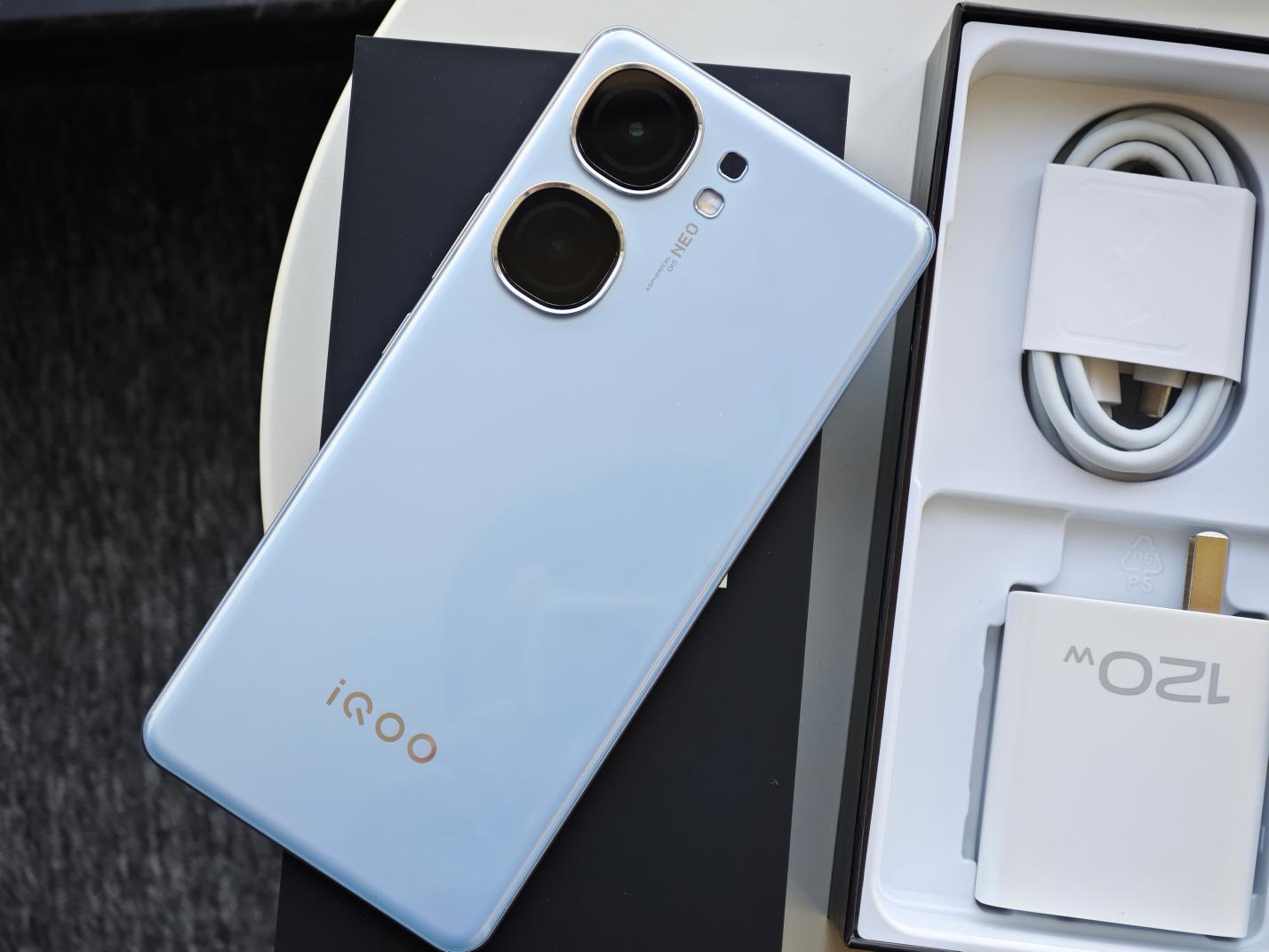 iQOO Neo9 Pro评测:内外兼顾 焕然一新