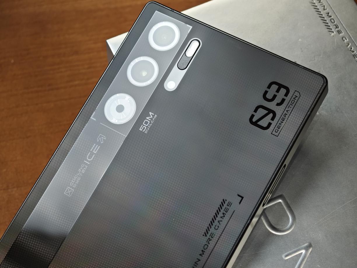 红魔9 Pro+评测:游戏手机、也可能是所有手机的终极形态