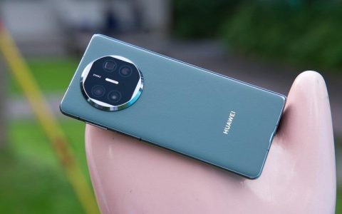 华为 Mate X5：开创非牛顿流体“流体盔甲”新纪元