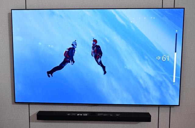 AWE2024：论画质 META2.0 版本 OLED 仍冠绝全场
