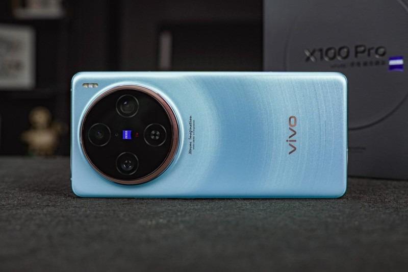 vivo X100s 通过 3C 认证入网,搭载 120W 氮化镓 UFCS 快充头