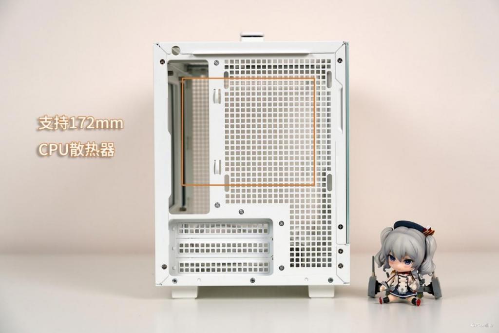 纯白便携 ITX 机箱 九州风神 CH160 试装体验