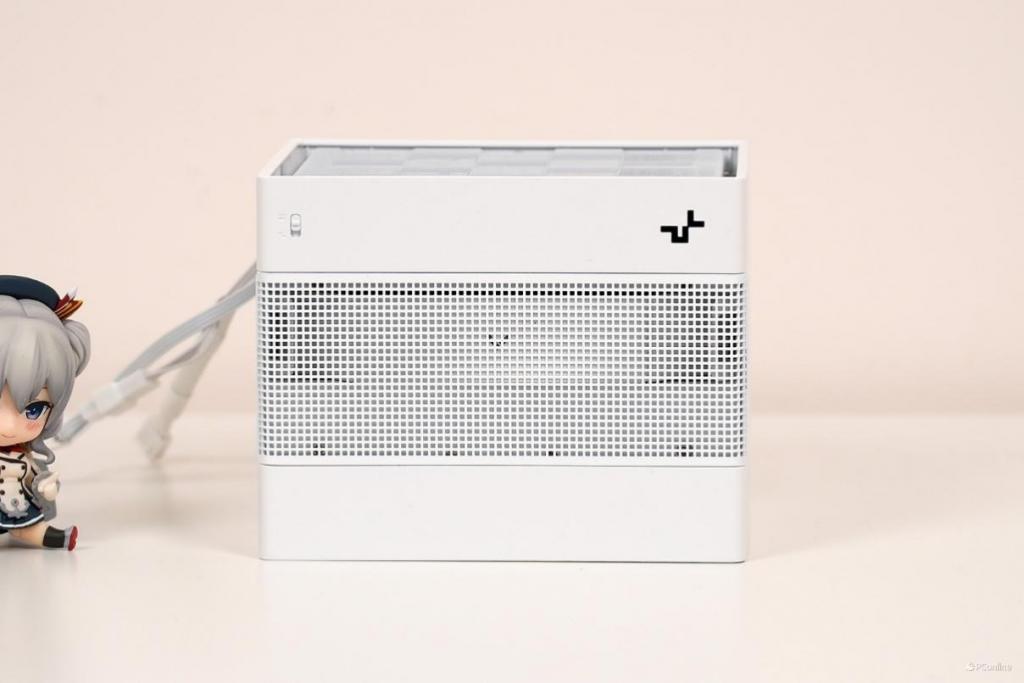 纯白便携 ITX 机箱 九州风神 CH160 试装体验
