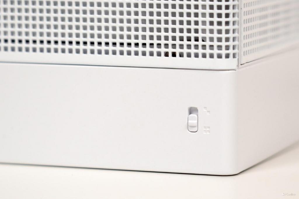 纯白便携 ITX 机箱 九州风神 CH160 试装体验