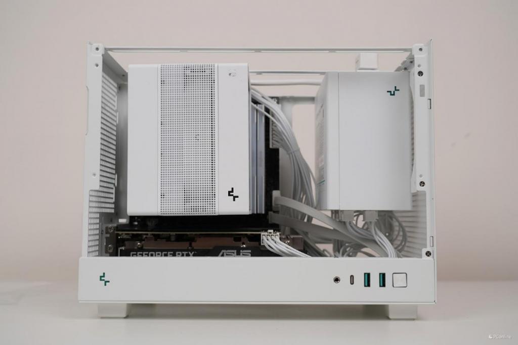 纯白便携 ITX 机箱 九州风神 CH160 试装体验