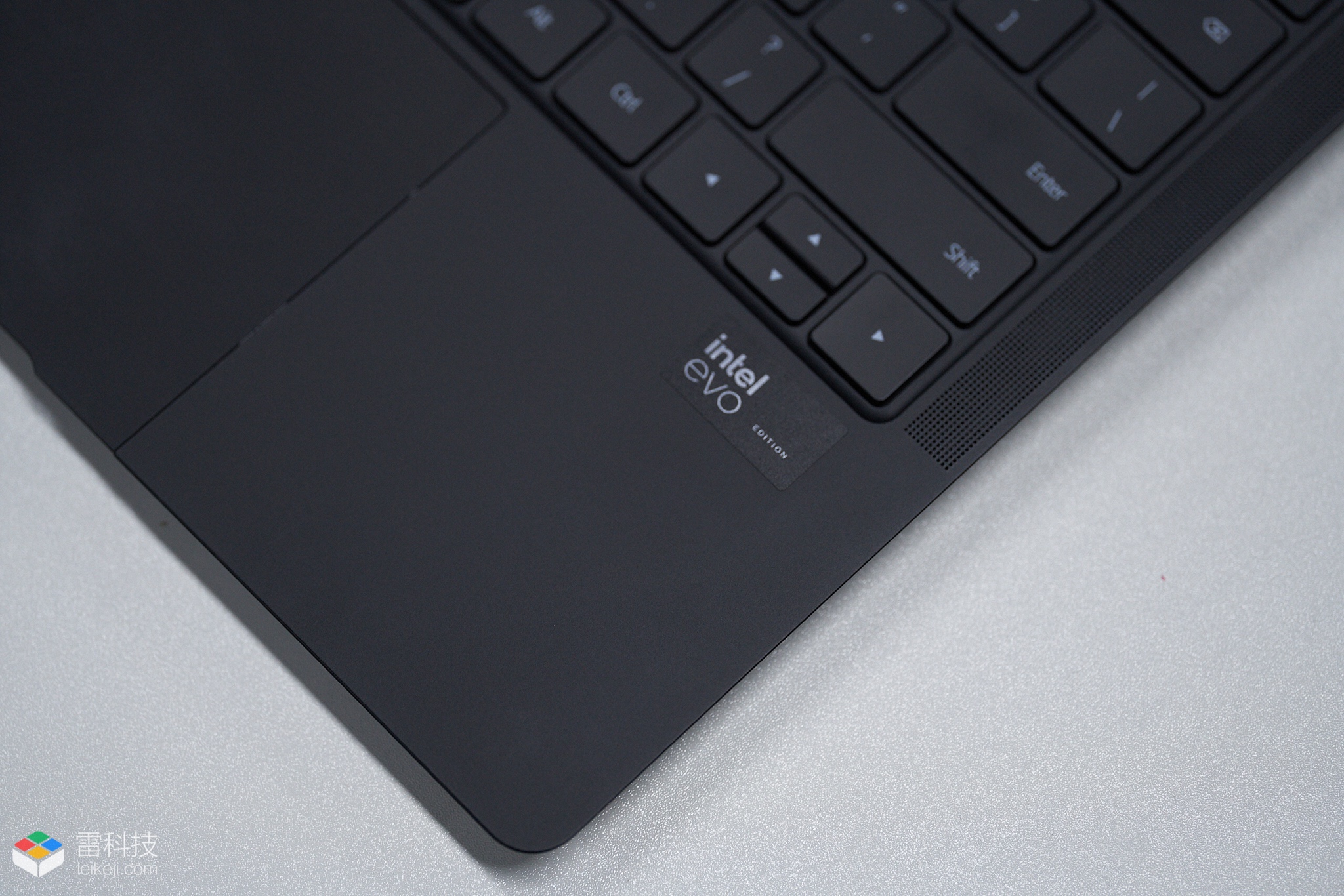华为MateBook X Pro体验:轻薄本卷出了新花样