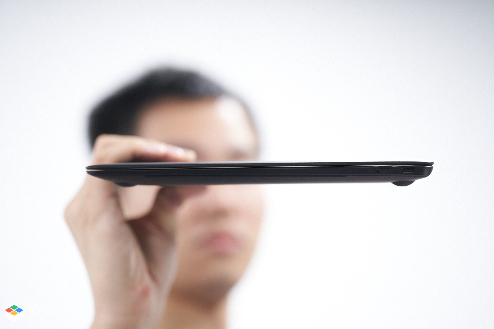 华为MateBook X Pro体验:轻薄本卷出了新花样