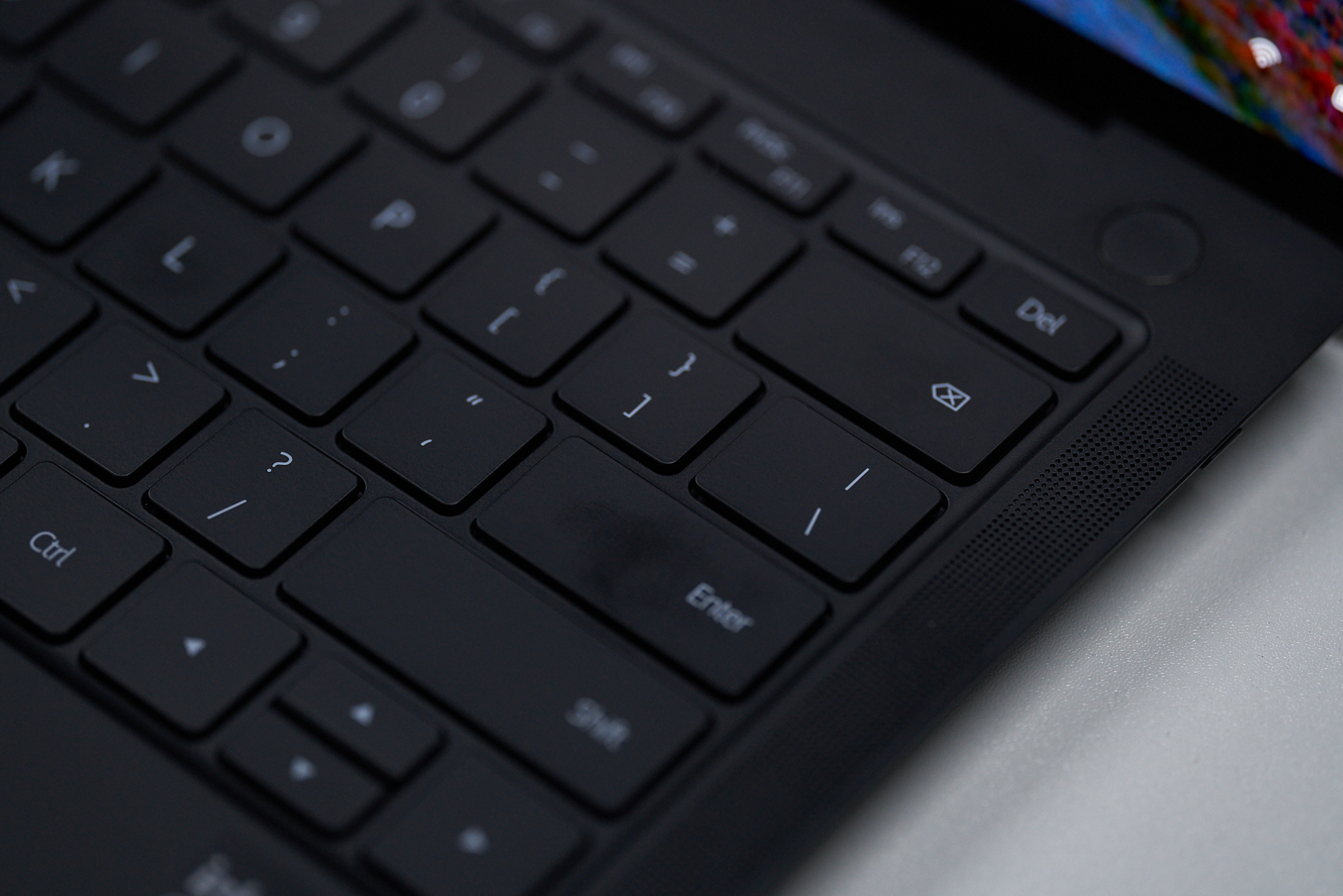 华为MateBook X Pro体验:轻薄本卷出了新花样