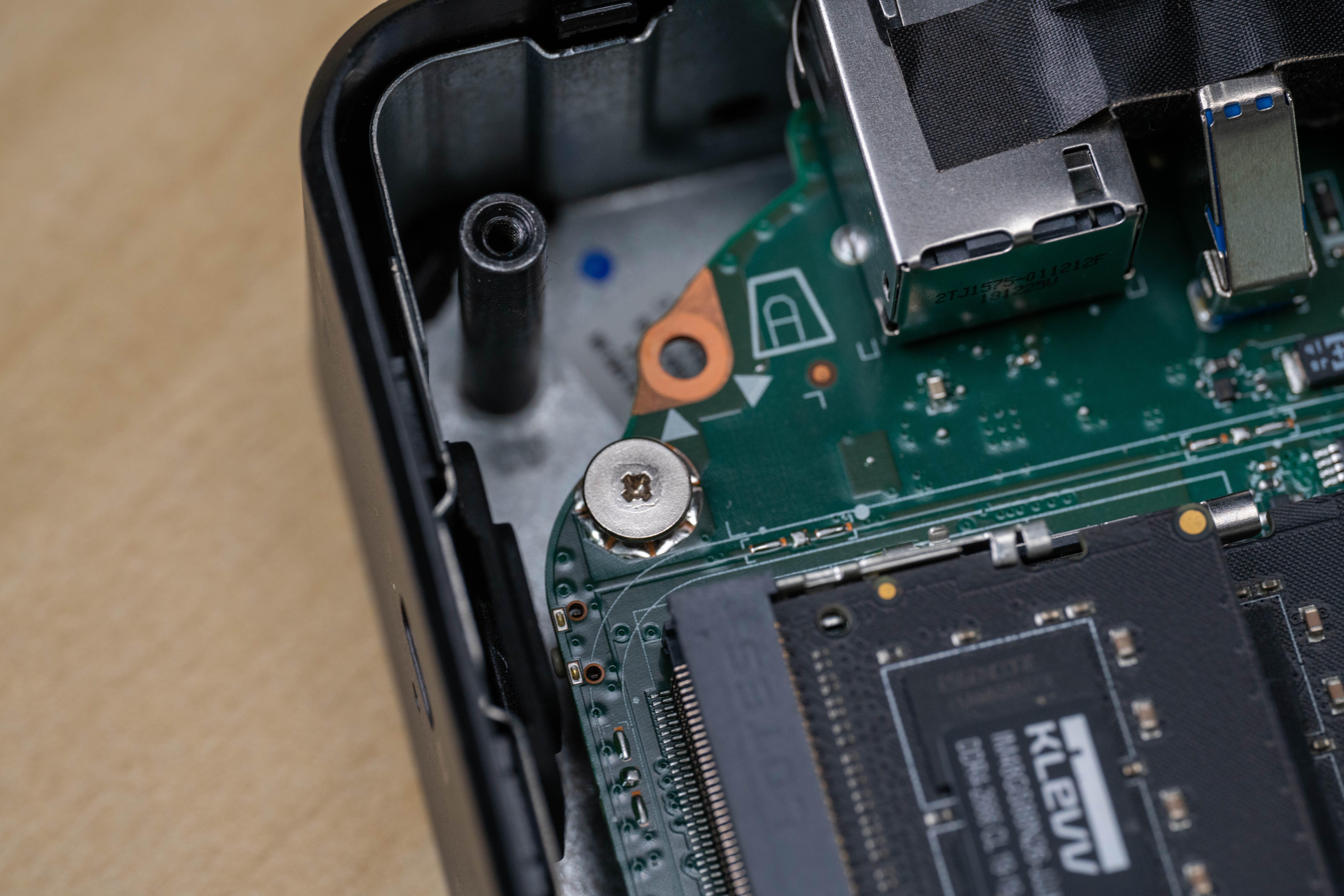 低价Chrome主机历险记:装不了黑苹果,算是合格的PC