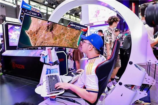 开启高质量娱乐新篇章:三星携多款电竞显示器亮相 2024 ChinaJoy