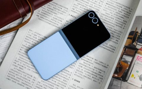 三星 Galaxy Z Flip6 评测：简约设计与实用体验，小折的版本答案来了？！