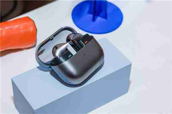 从 HiFi 音质到 AI,三星 Galaxy Buds3 系列体验大升级