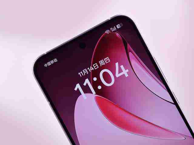 OPPO Reno13 系列上手:超美“果味儿”小直屏