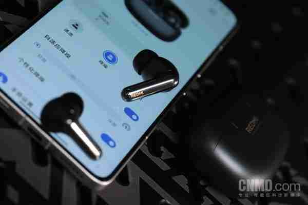REDMI Buds 6 Pro:无惧噪音 沉浸体验好声音