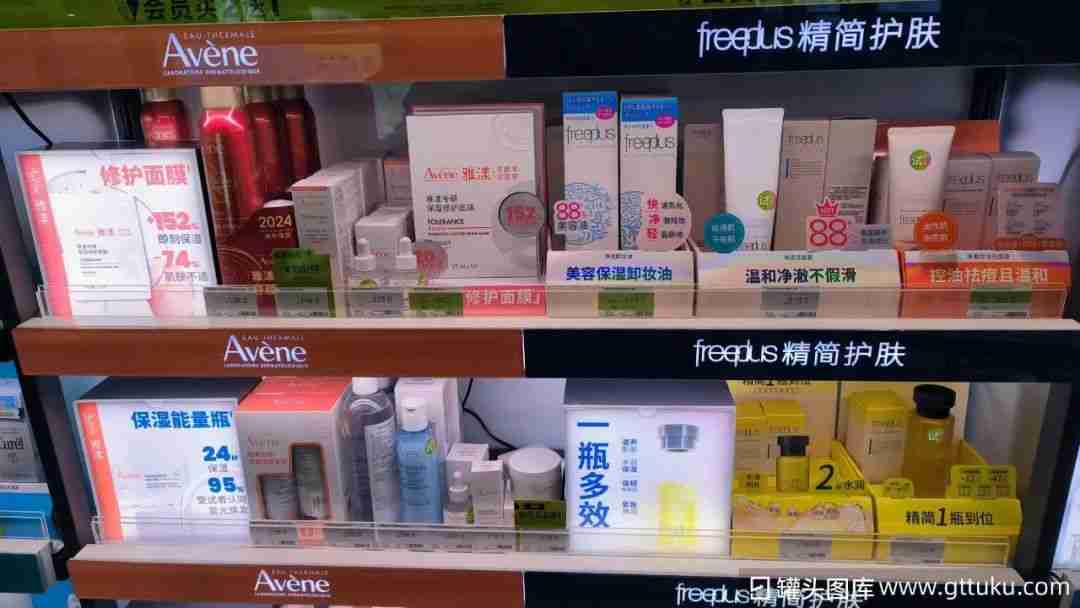 扎堆修复“烂脸”的年轻人,带火了医美新赛道