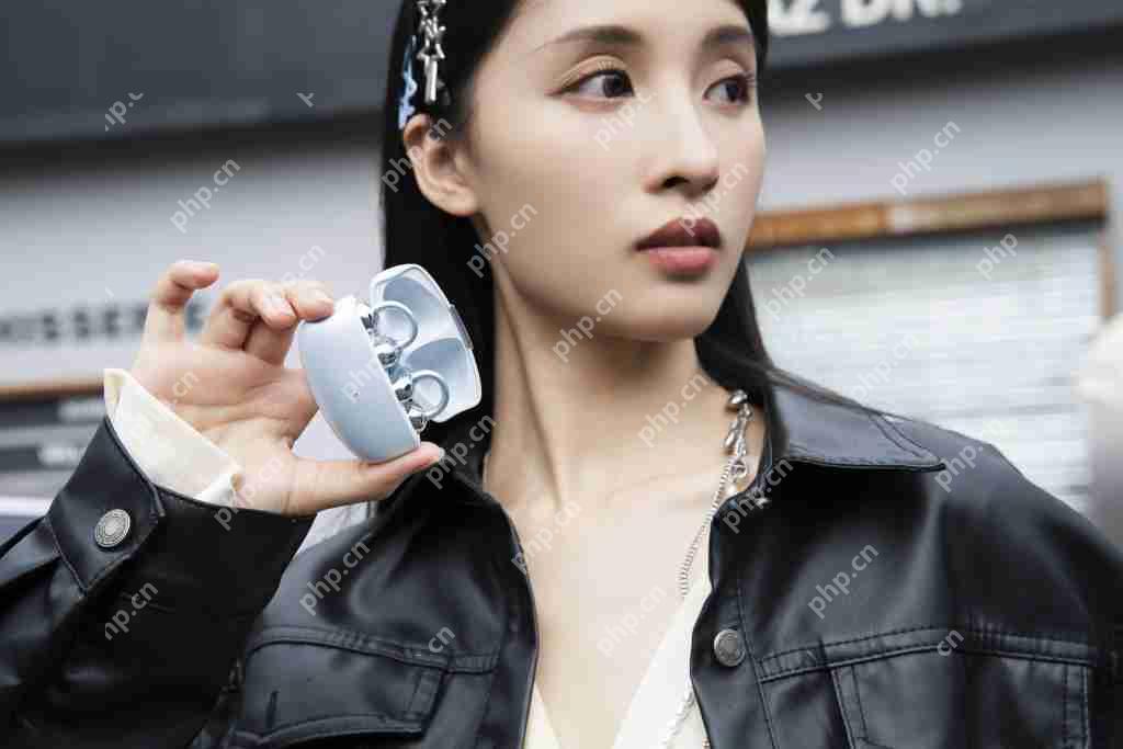 OPPO Enco Clip 珠光海图赏:轻盈科技美学入耳