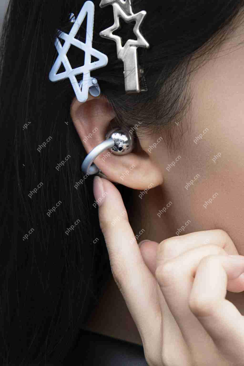OPPO Enco Clip 珠光海图赏:轻盈科技美学入耳