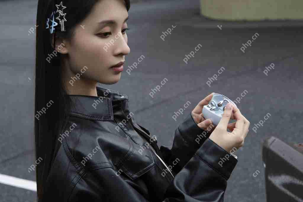 OPPO Enco Clip 珠光海图赏:轻盈科技美学入耳