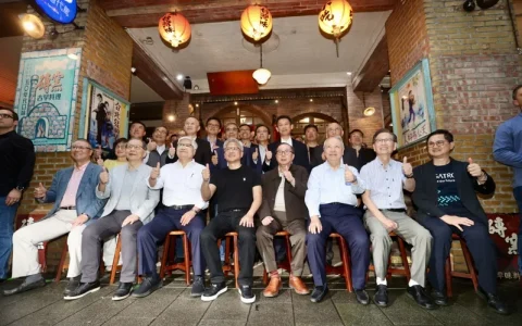 黄仁勋三度宴请，台湾科技大佬齐聚“砖窑古早味”