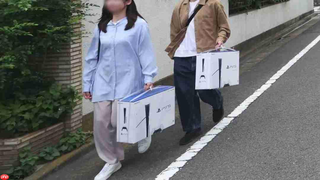 PS5谷歌地图版搞笑广告:无论男女老幼都抱着一台PS5