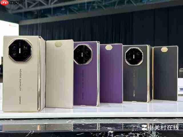 非凡三折设计 华为 Mate XTs 非凡大师上手组图