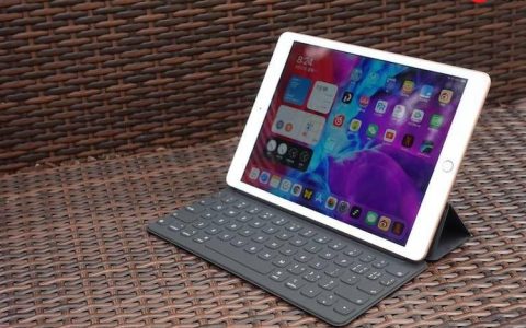 iPad分屏怎么切换语言输入法_iPad分屏多语言输入同时使用指南