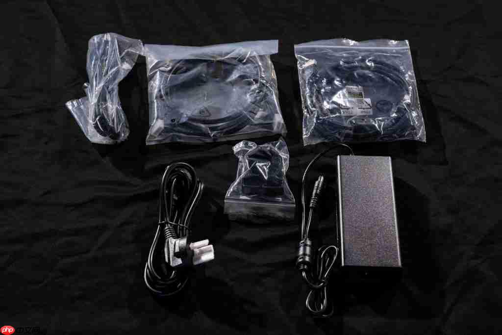技嘉 MO27Q28G 显示器评测：第四代 OLED 电竞旗舰，高画质高刷新体验