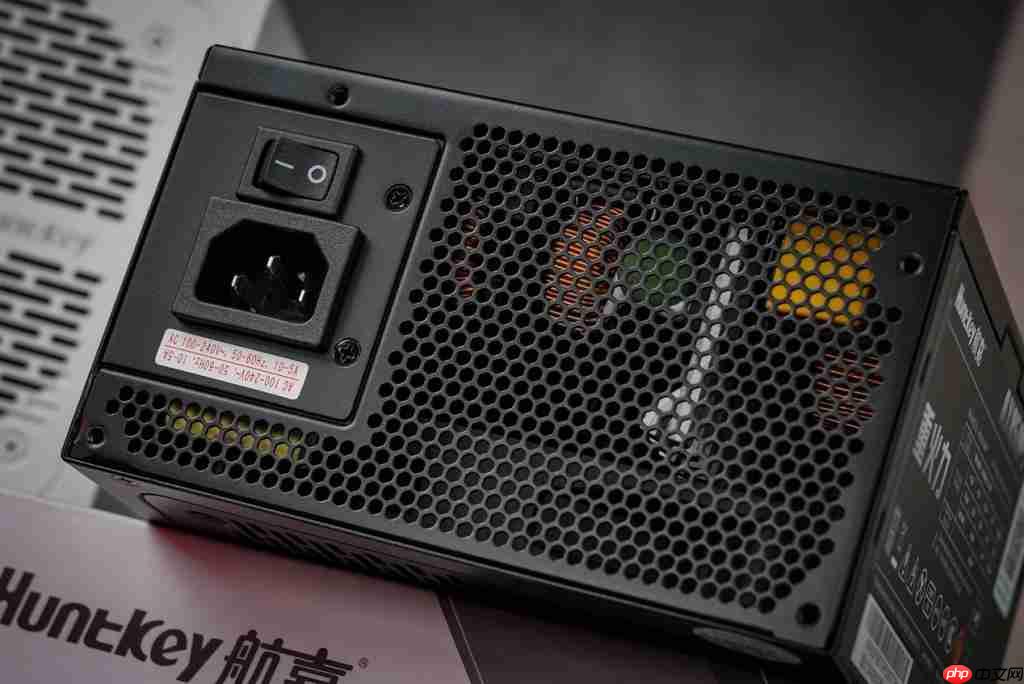 航嘉重火力 AX850P 三叉戟电源评测 高能效 + 高性价比