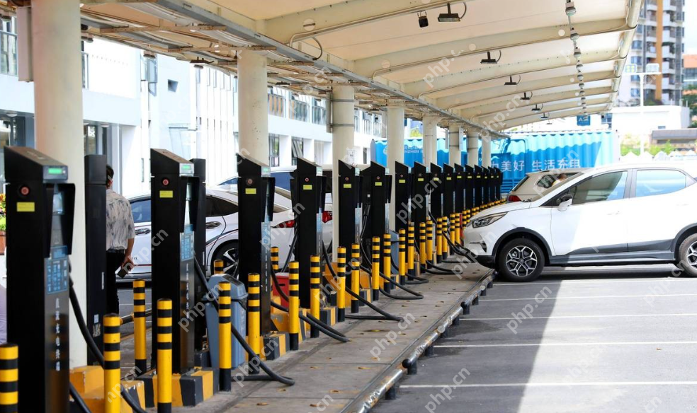 十一长假高速堵车 电车充电怎么办? - 创想鸟