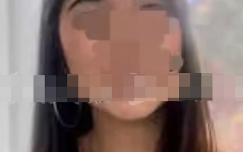 美国19岁女生车祸丧生家属追责特斯拉：汽车有设计缺陷，起火时车门打不开