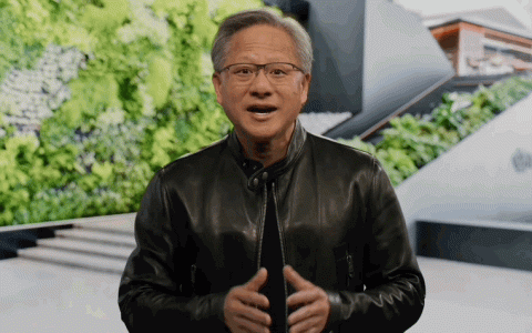 老黄手捧ChatGPT专用「核弹」炸场，英伟达H100至尊版速度提10倍！