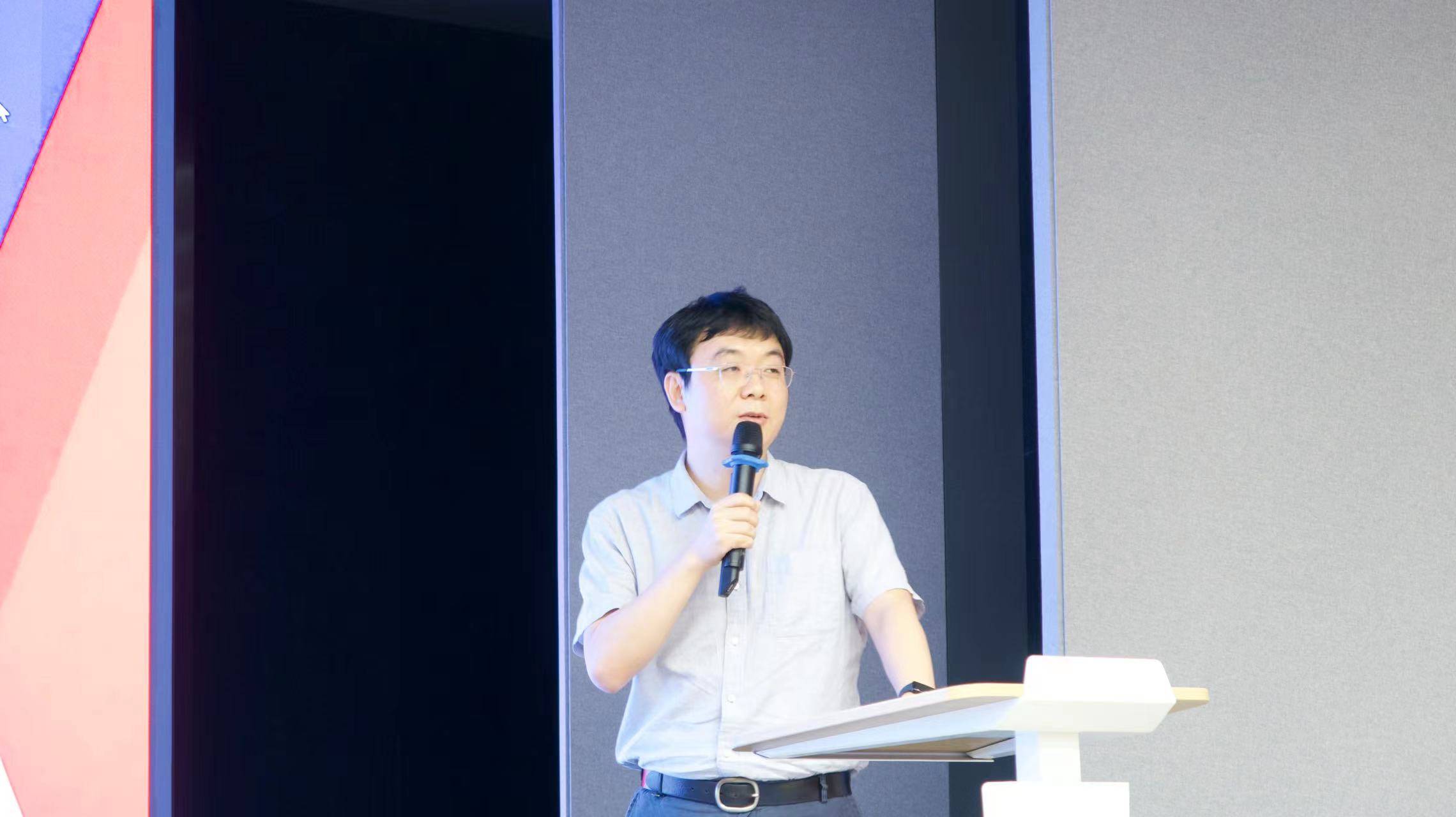 首届亚太网络法实务大会召开 九位大咖探讨元宇宙与人工智能发展