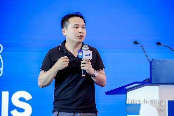 梅俊杰:通过开源赋能,培养AI人才并将技术应用于各行各业