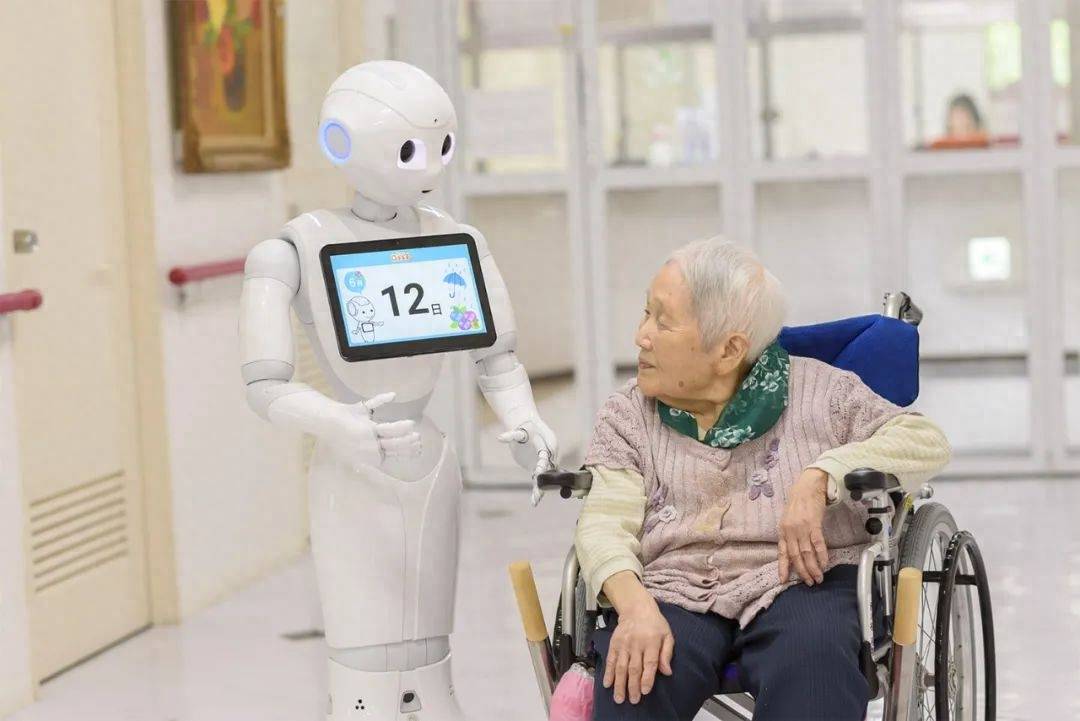 Pepper 机器人,为老年护理注入活力的秘密武器