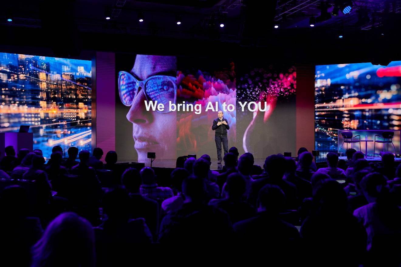 联想Tech World2023:充分释放人工智能技术的力量