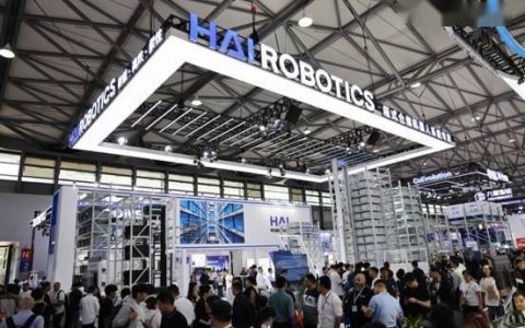 海柔创新勾取式ACR、极速潜伏式顶升机器人K50等产品亮相CeMAT Asia 2023