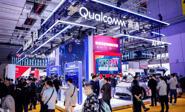 高通孟樸进博会演讲:将生成式AI用到骁龙终端,扩大5G+AI应用规模