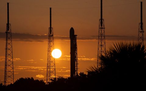 SpaceX 员工指责马斯克为登陆火星不顾风险，导致受伤率远高于行业平均水平