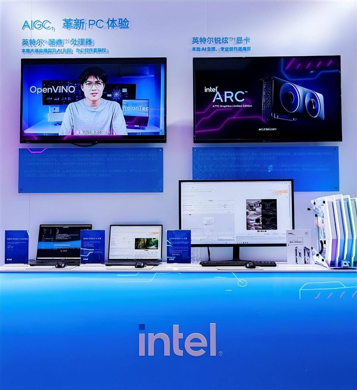 Intel的AI技术令人惊艳,让我们身临其境!锐炫显卡表现出色!