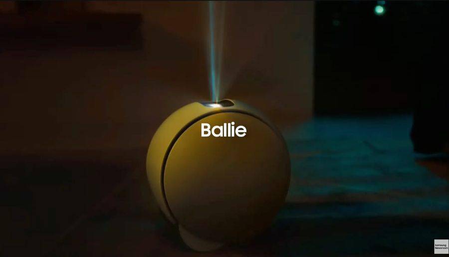 你的私人家庭伴侣,三星再次展示家用投影机器人 Ballie