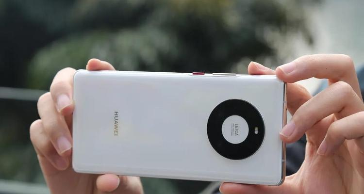 华为手机与OPPO手机(探索两大手机品牌之间的差异与优势)