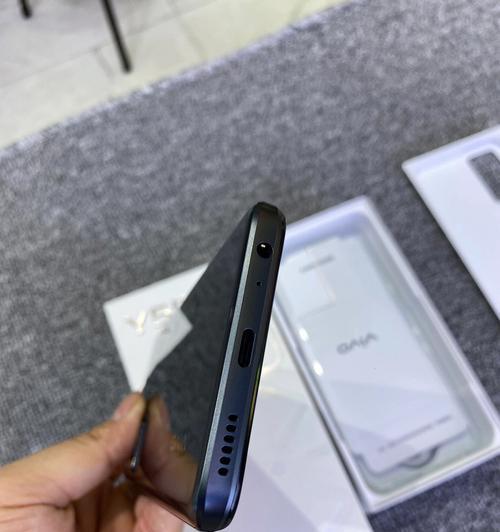 如何解锁vivoY55A密码?(简单方法帮您解决密码忘记问题)