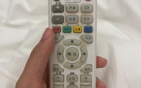 手机连线接电视机的方法及注意事项（简单易行的手机连接电视机方法）