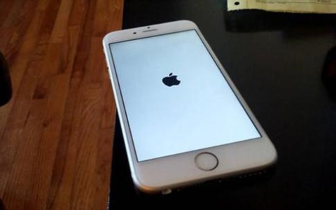 iOS17.4系统降级白苹果了怎么办？