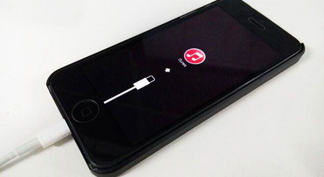 iOS17.4系统降级白苹果了怎么办?
