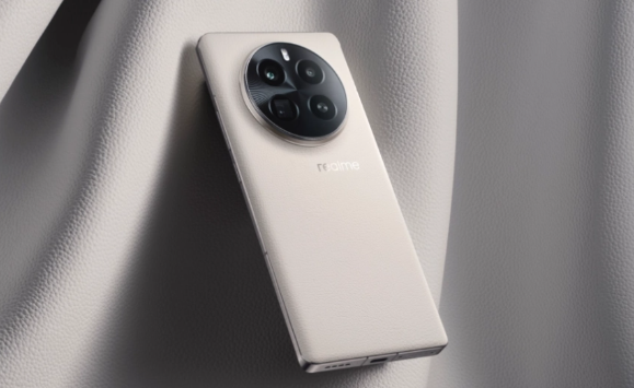 realme真我GT5 Pro手机将迎AIGC消除功能升级,OPPO广泛推送ColorOS AI新春版