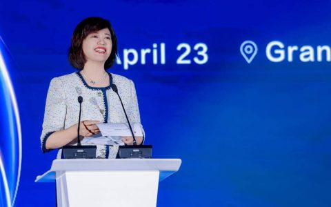 华为云在香港为大模型训练推理提供即开即用澎湃算力