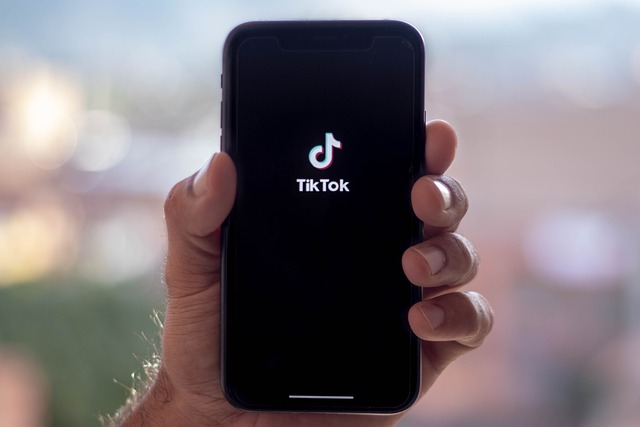欧盟委员会主席:不排除在欧盟范围内封禁 TikTok 的可能性