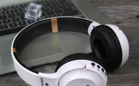 如何有效连接手机与无线蓝牙耳机（掌握无线蓝牙连接技巧）