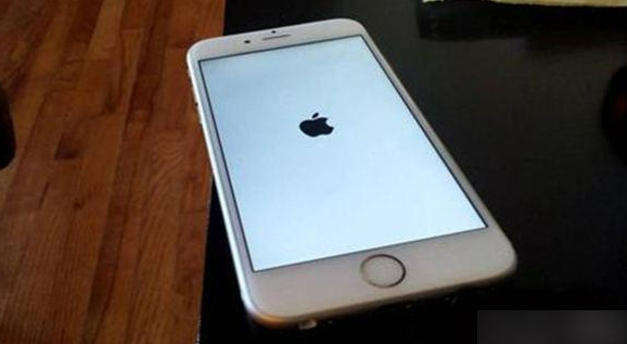 iphone内存满了开不了机怎么办?白苹果解决办法分享!